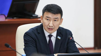 Якутия призывает разрешить круглогодичную охоту на хищников для защиты традиционного животноводства