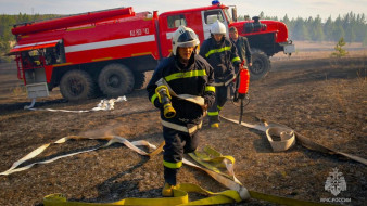 В Якутске за сутки пожарные подразделения трижды выезжали на тушение сухой травы