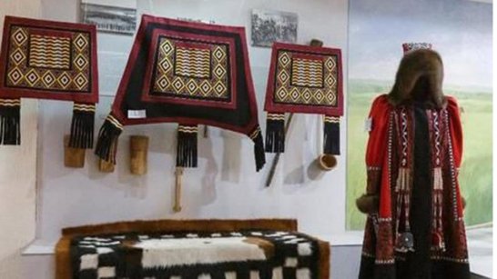 Изделия 60 якутских мастеров представили в Музее археологии и этнографии СВФУ