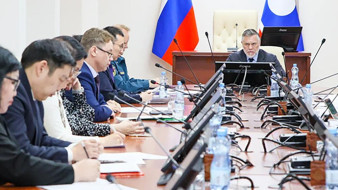 Ход подготовки к прохождению паводка и сезона природных пожаров обсудили в Правительстве региона