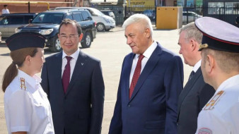 Владимир Колокольцев и Айсен Николаев посетили объекты в городе Якутске