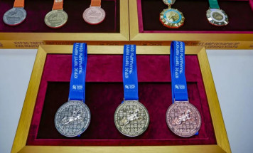 В Якутске представили награды и форму Игр Манчаары