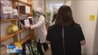 Якутский медицинский колледж собрал гуманитарную помощь для бойцов СВО на сумму 247 тысяч рублей