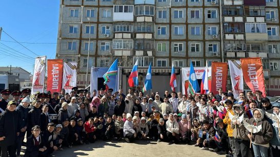 В Якутске ветерана Великой Отечественной войны Семёна Колтовского поздравили с наступающим Днём Победы