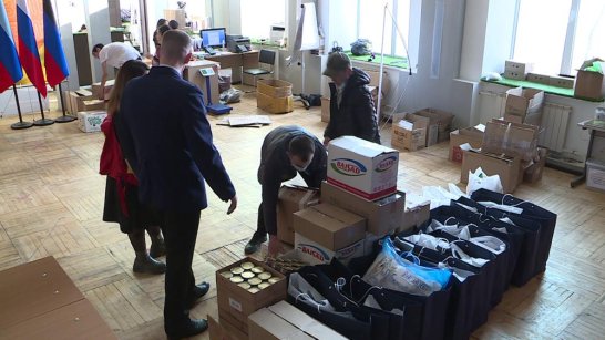 10 тонн продуктовых наборов направлено из Якутии в зону СВО