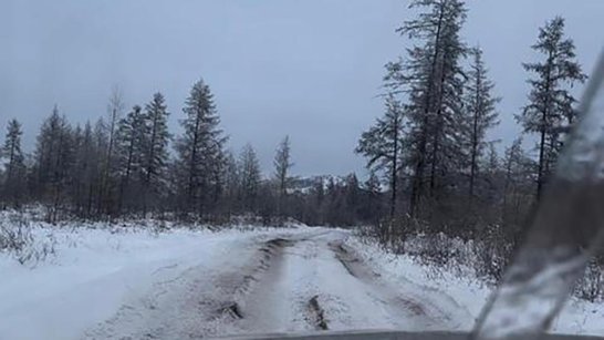 В Эвено-Бытантайском районе межпоселковые дороги переходят на баланс республики