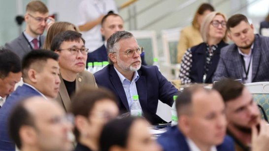 Якутия принимает участие в окружном семинаре по технологическим практикам в цифровой среде